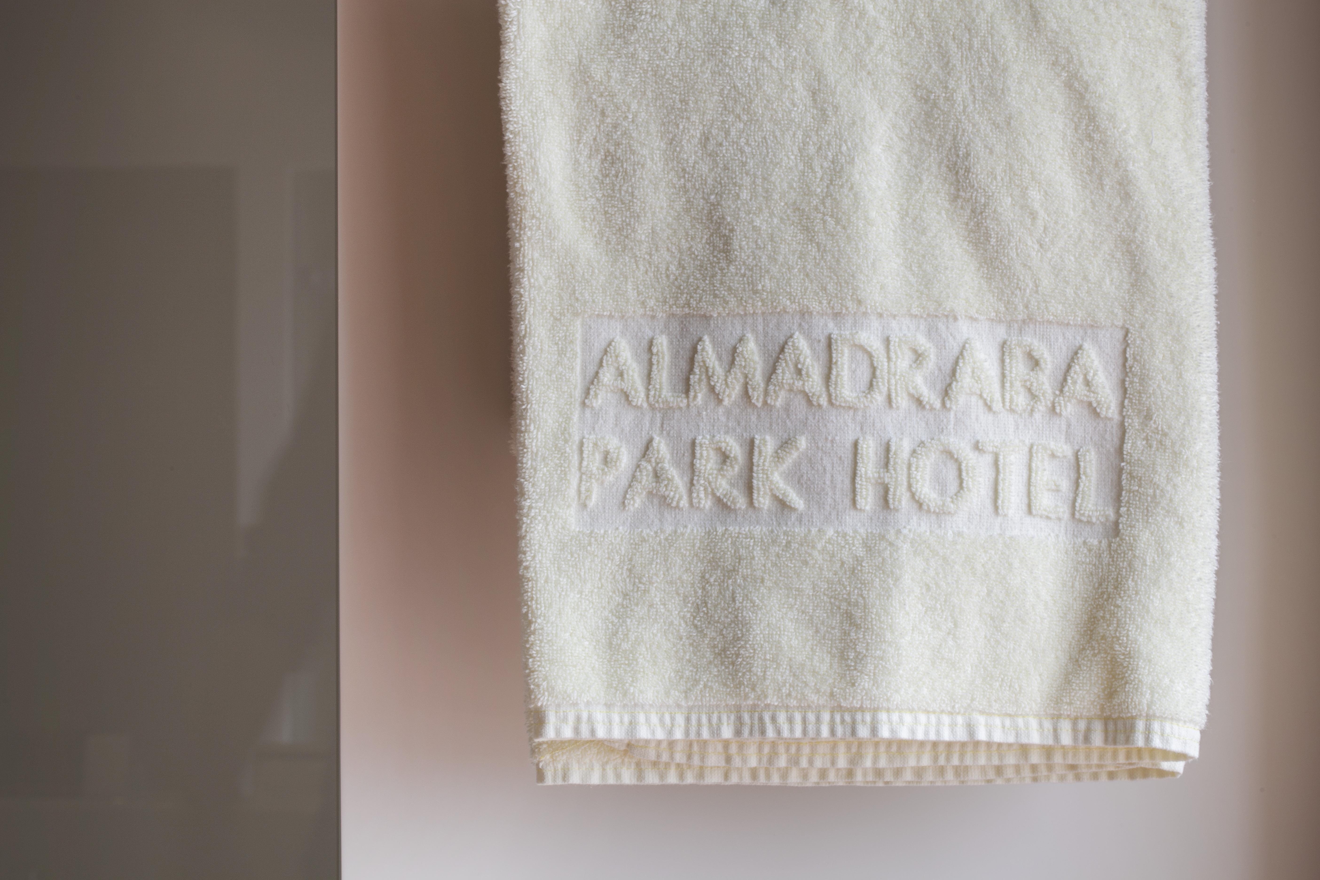 Almadraba Park Hotel Roses Eksteriør bilde